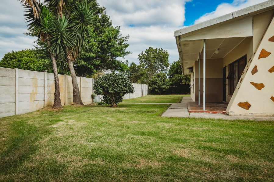 3 Bedroom Property for Sale in Loerie Park Western Cape